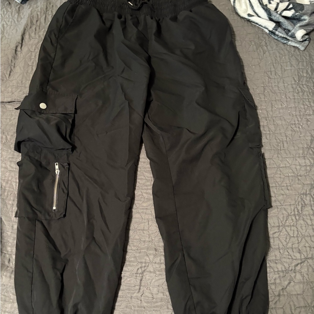 SHEIN Black Cargo Pants with Zipper Detail